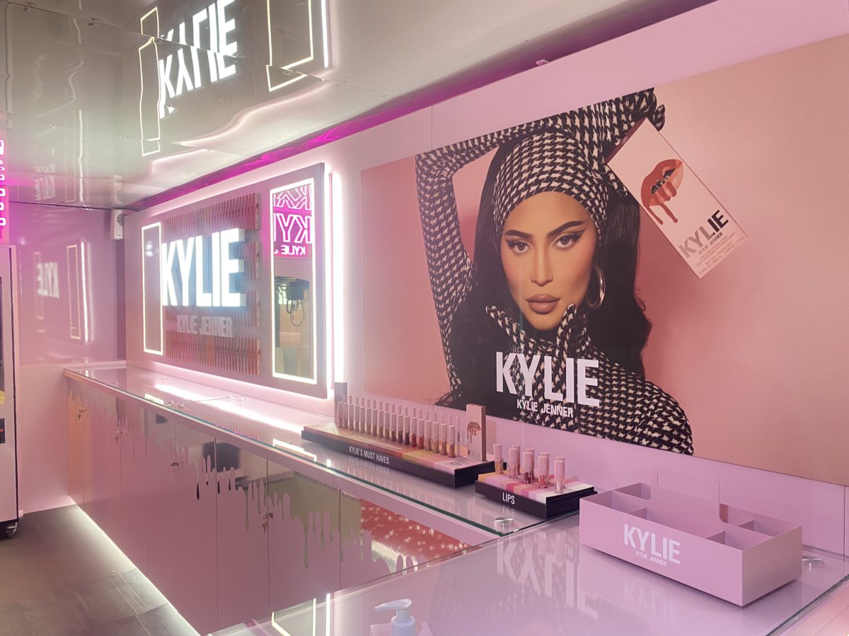 Kylie Jenner Cosmetic Brand Activation Launch | Hyperactive